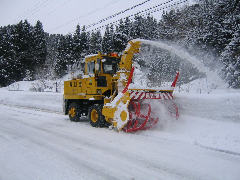 富山県冬期道路情報 富山県の道路除雪について